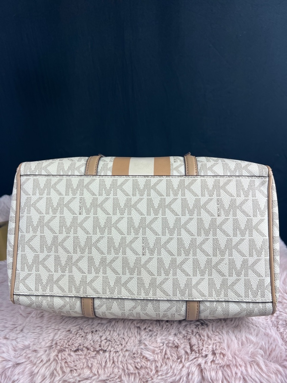 Michael Kors Bedford Travel Medium Duffle Satchel - Vanilla/Camel - Picture 6 of 10